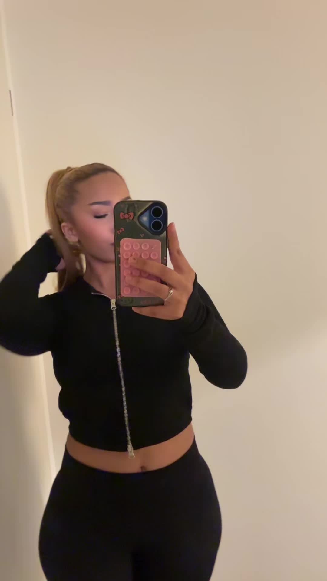@S💋