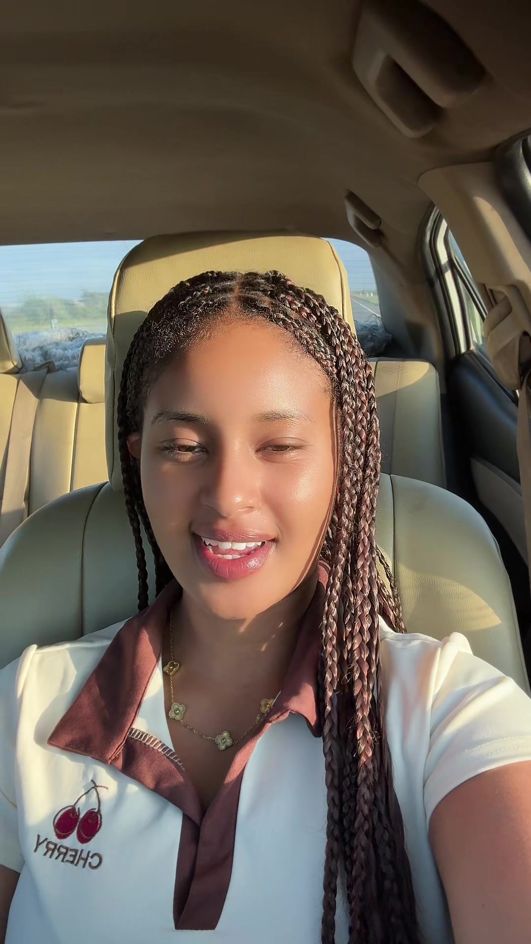 @Bella (እ-ኑ)