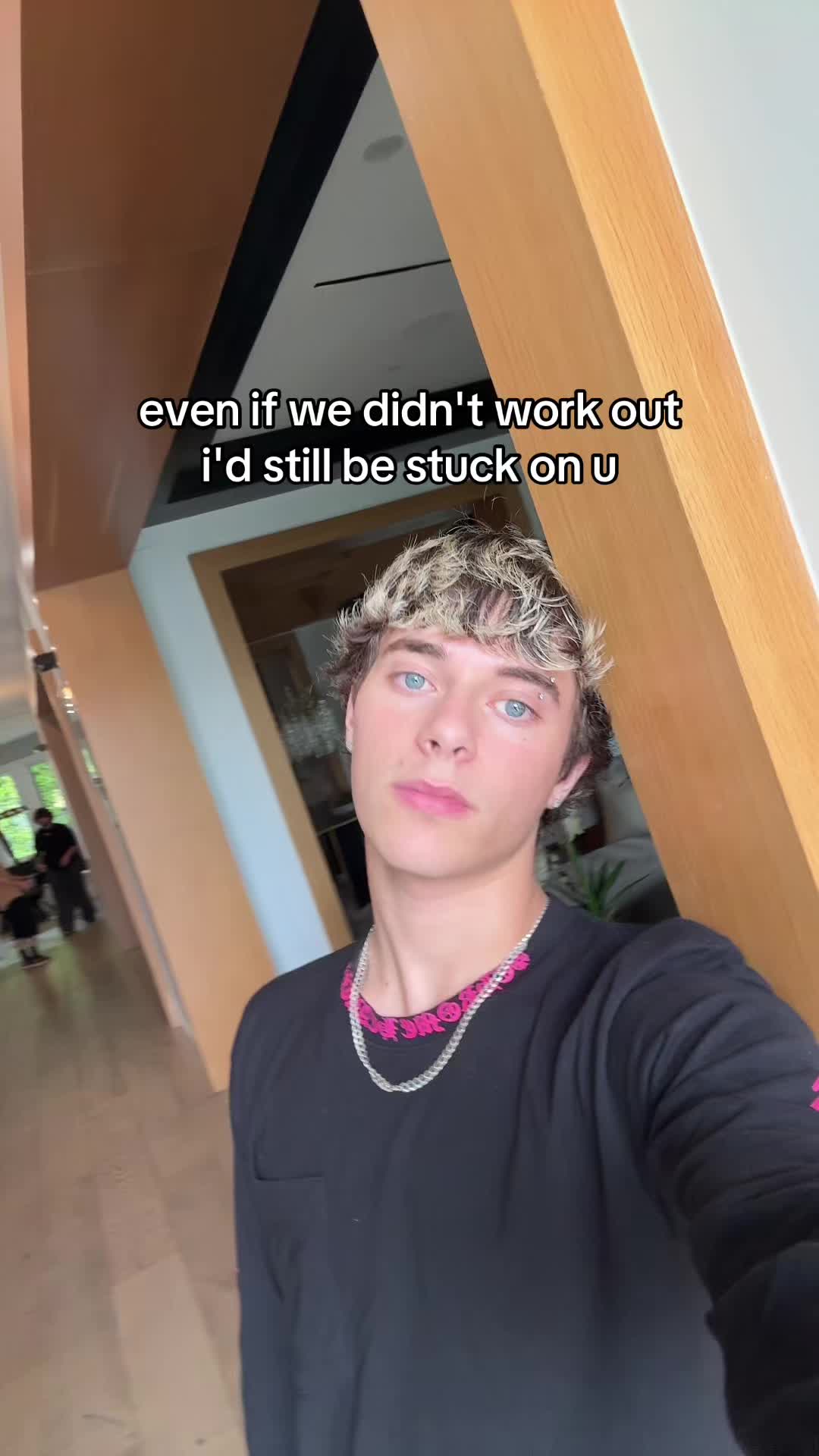 @Gavin Magnus