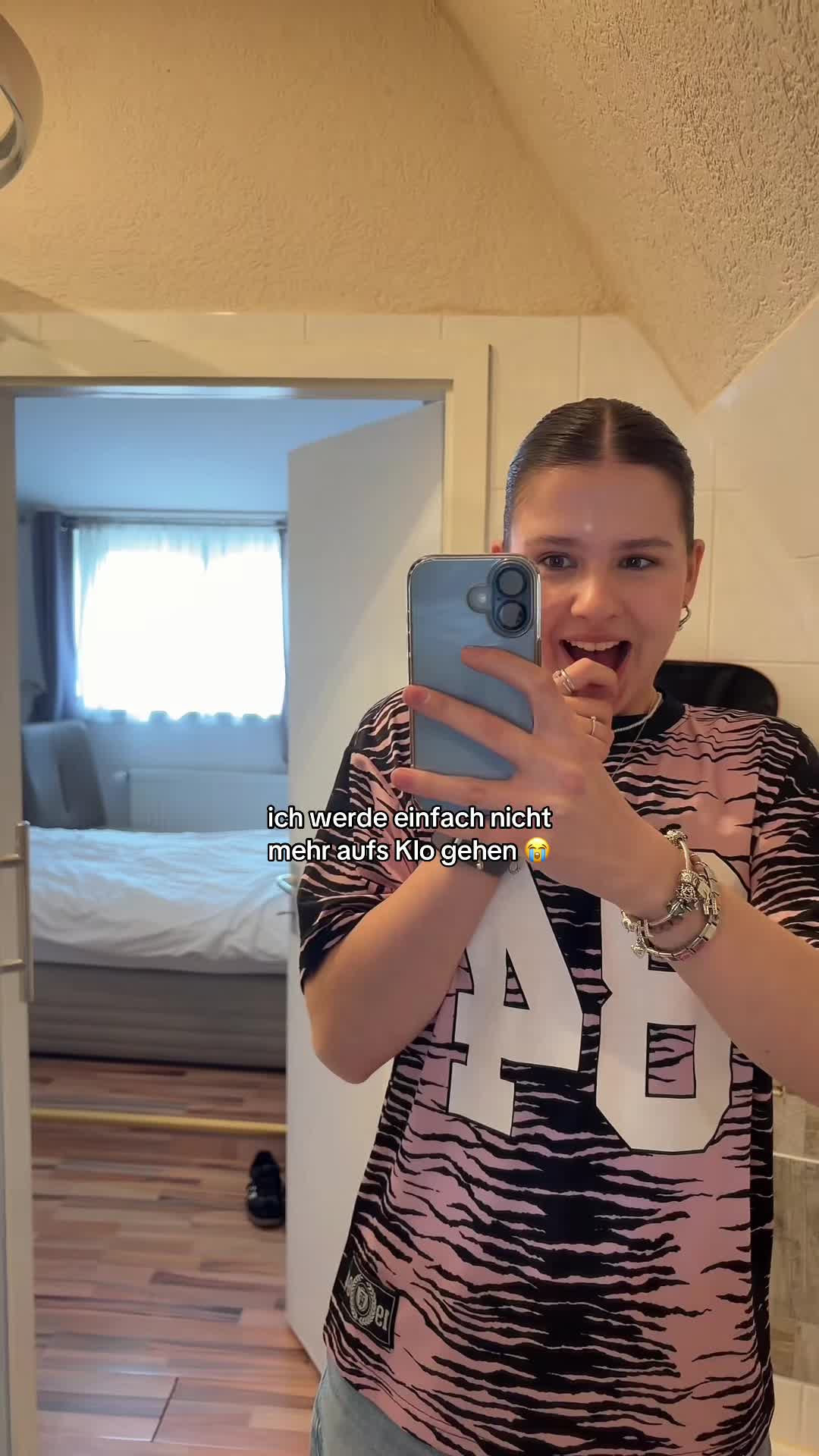 @✨ℍ𝕖𝕝𝕖𝕟𝕒 ℂ𝕝𝕖𝕒𝕣✨