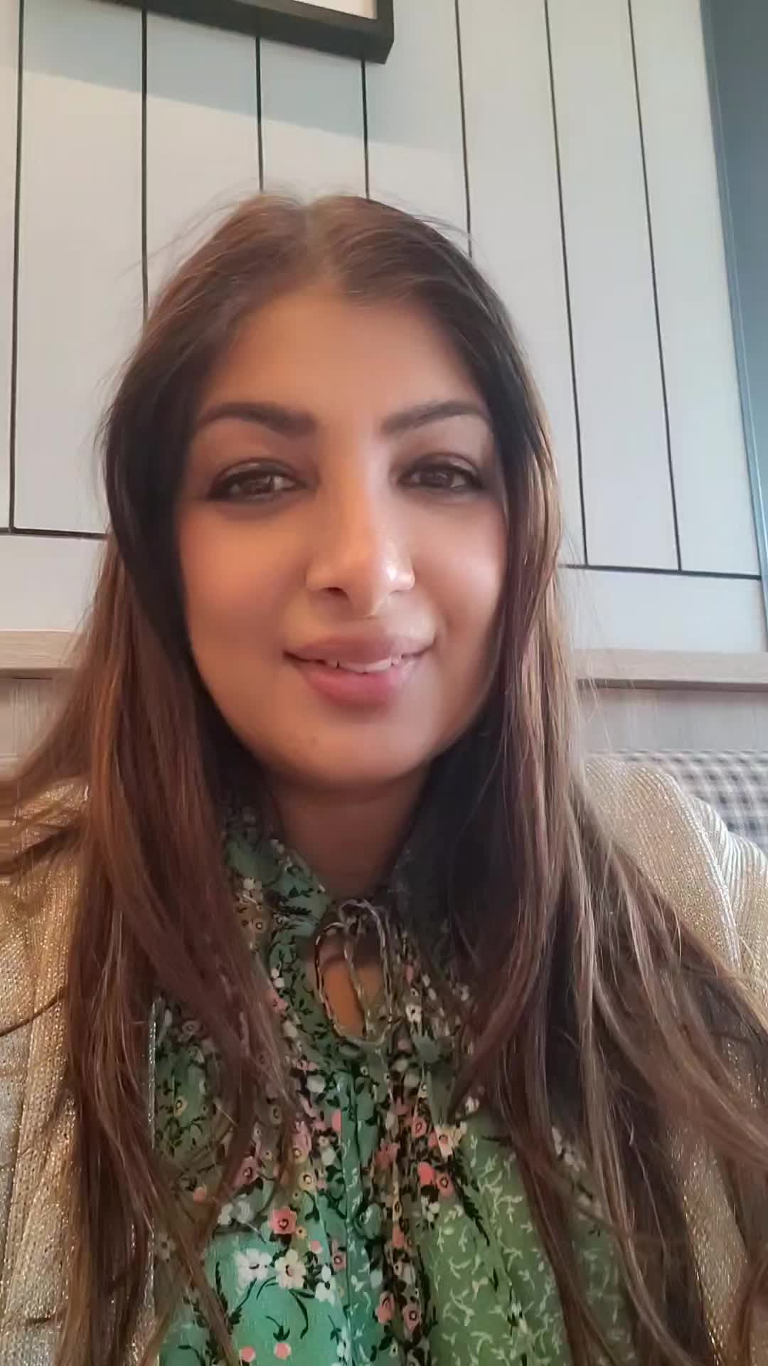 @Nisha UK ❤️