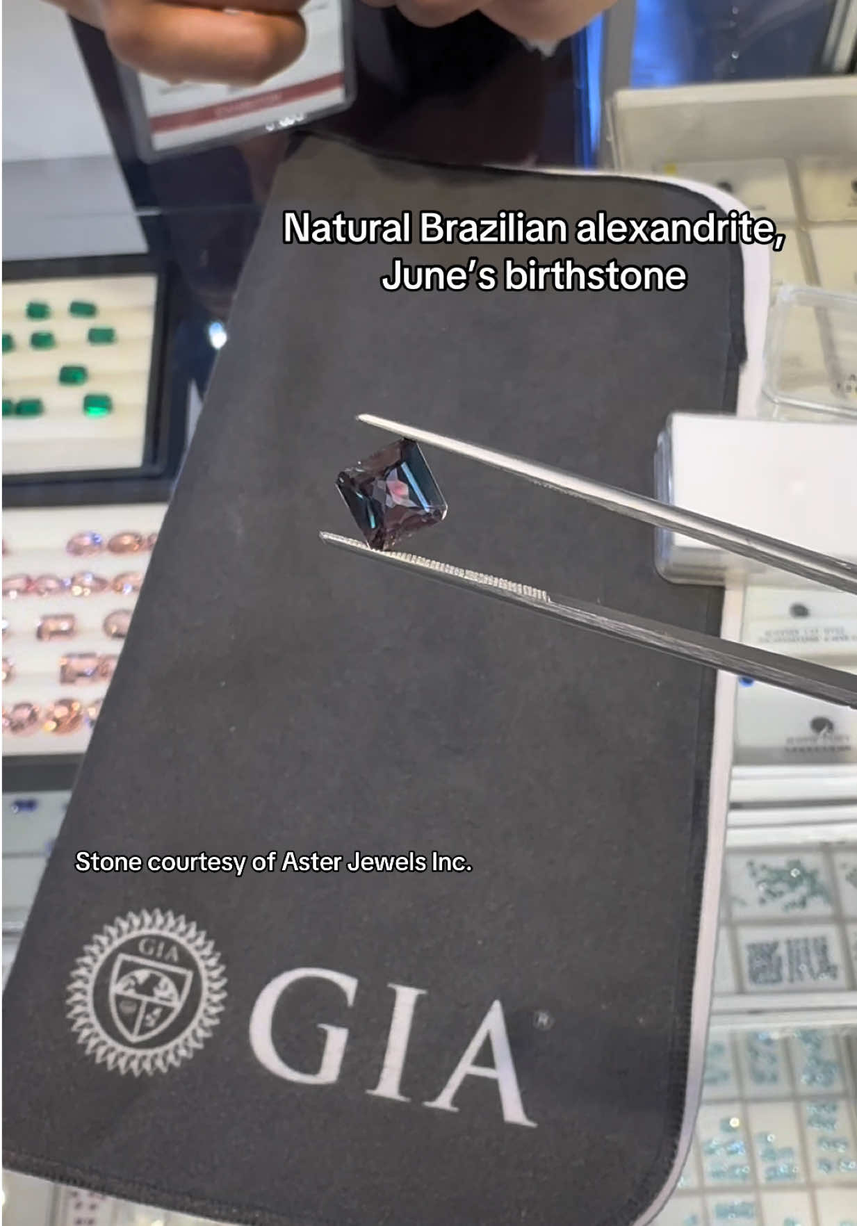 @GIA