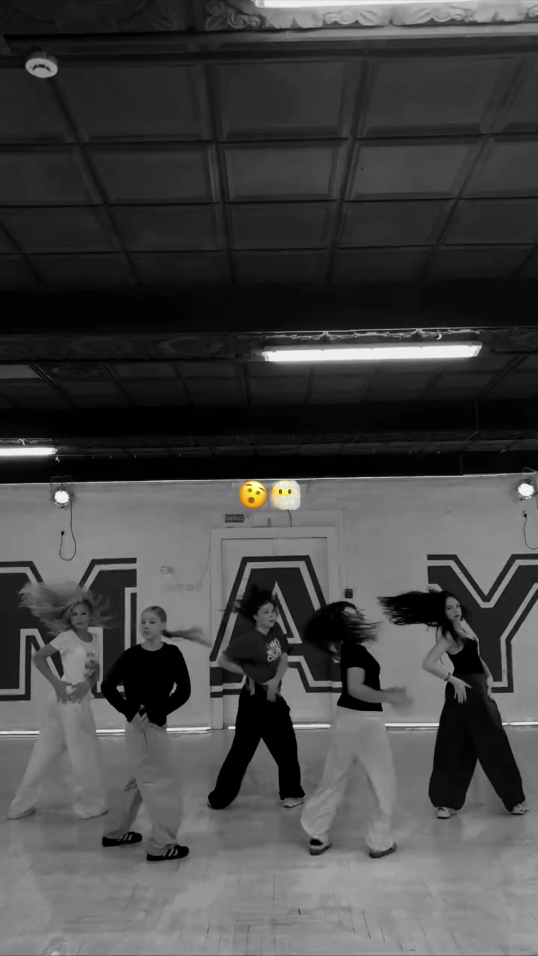 @никси 👅