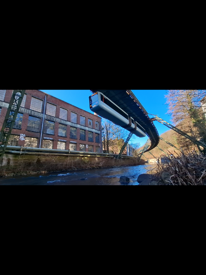 @bus/trainspotter wuppertal