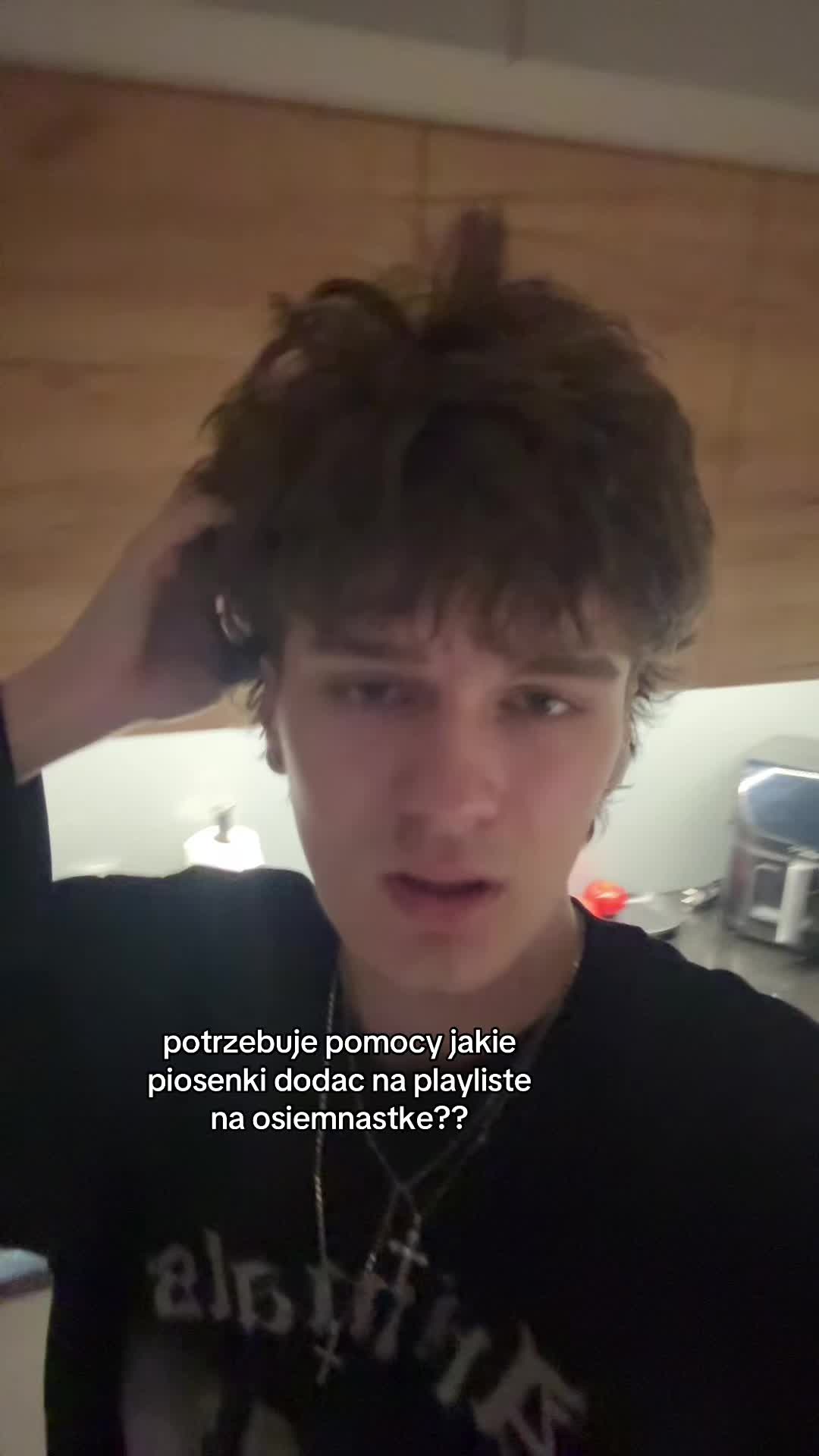 @wojtek