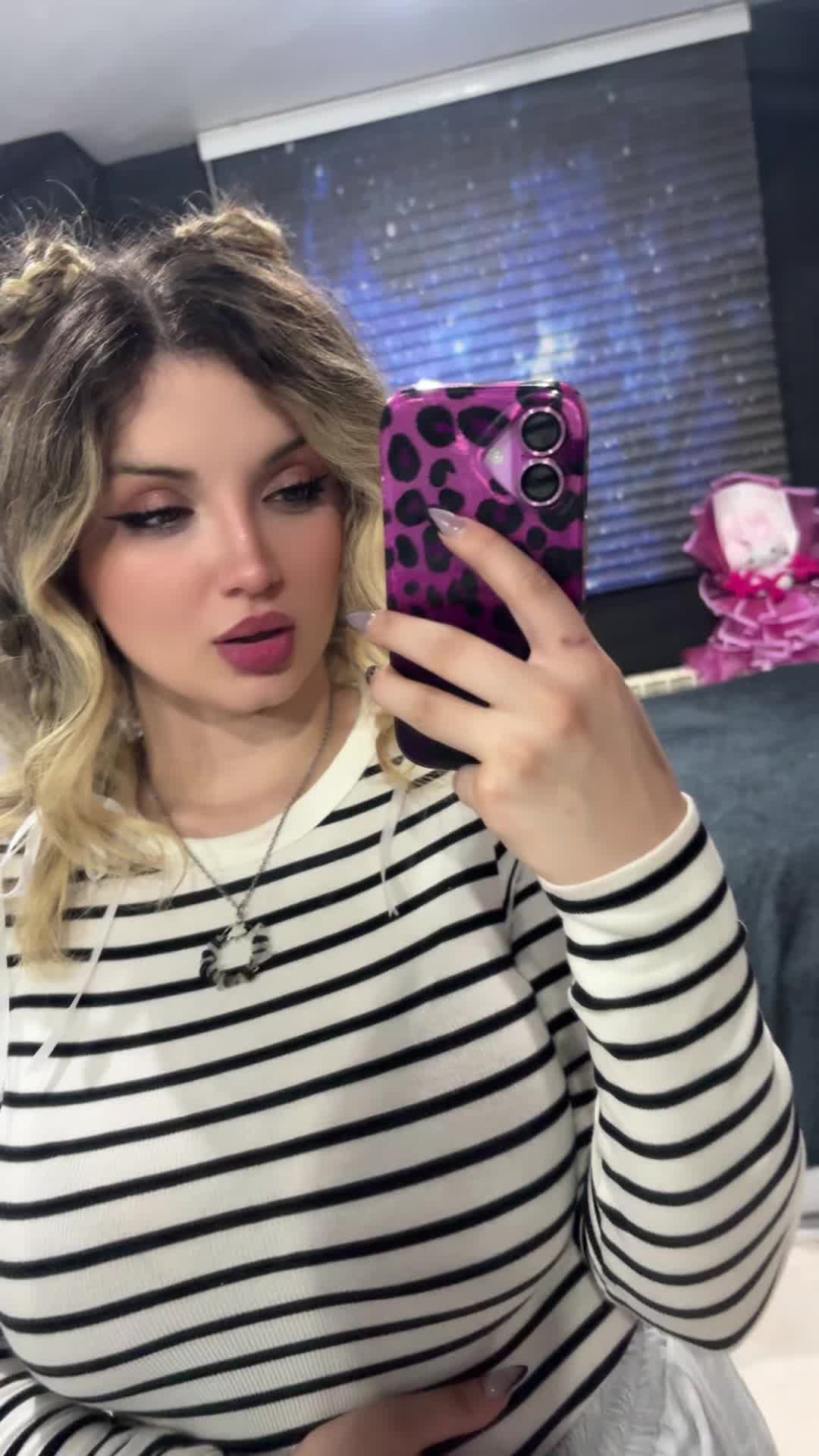@Anahitaque