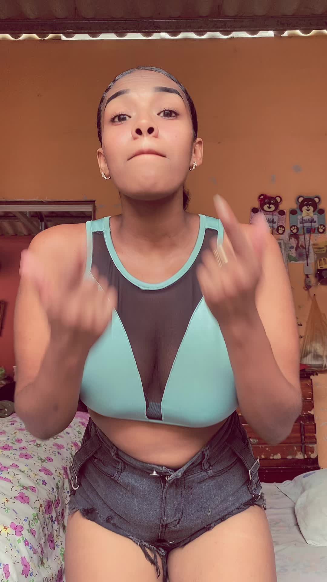 @Yami♥️😻