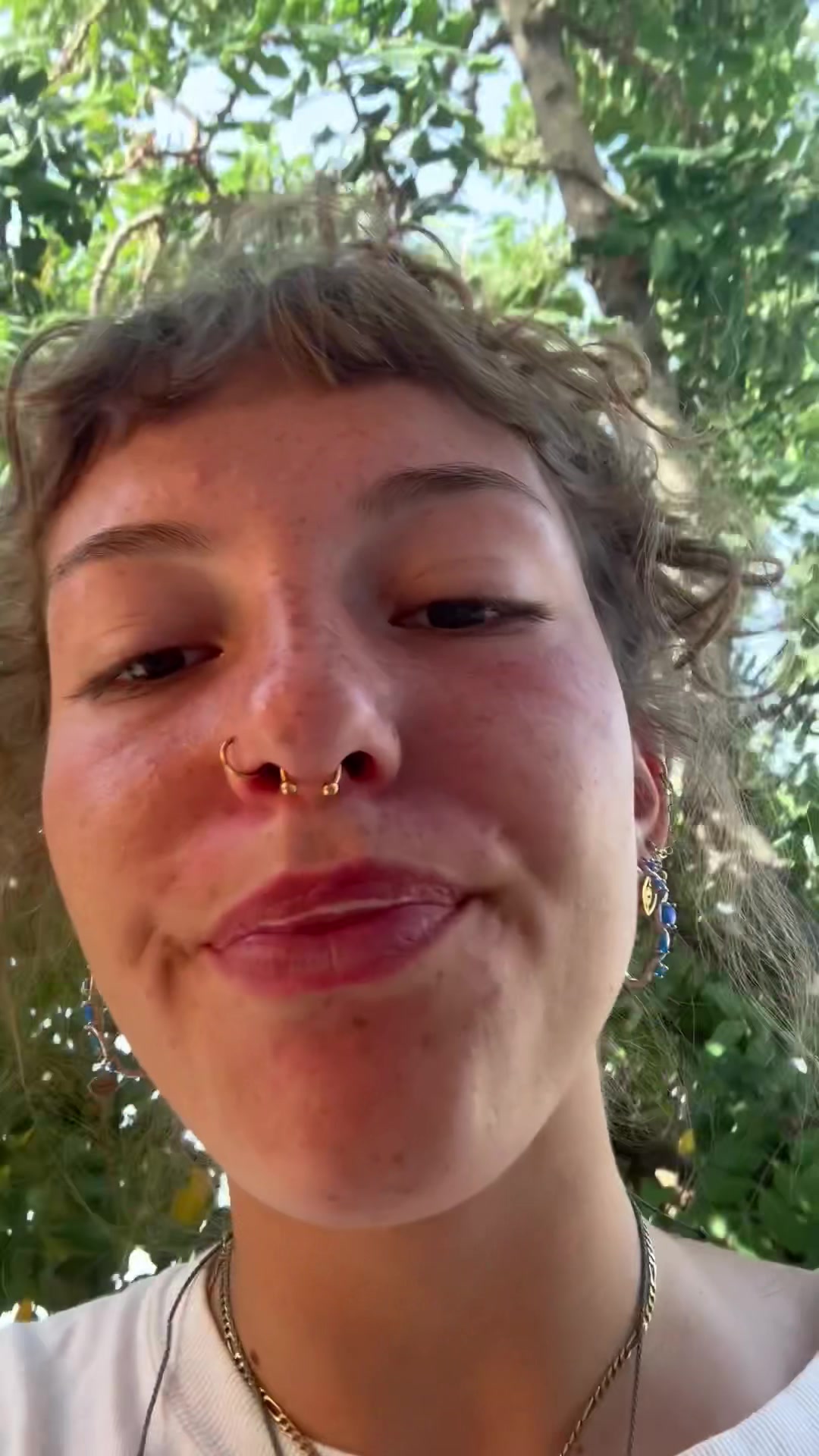 @𖦹clarissa𖦹