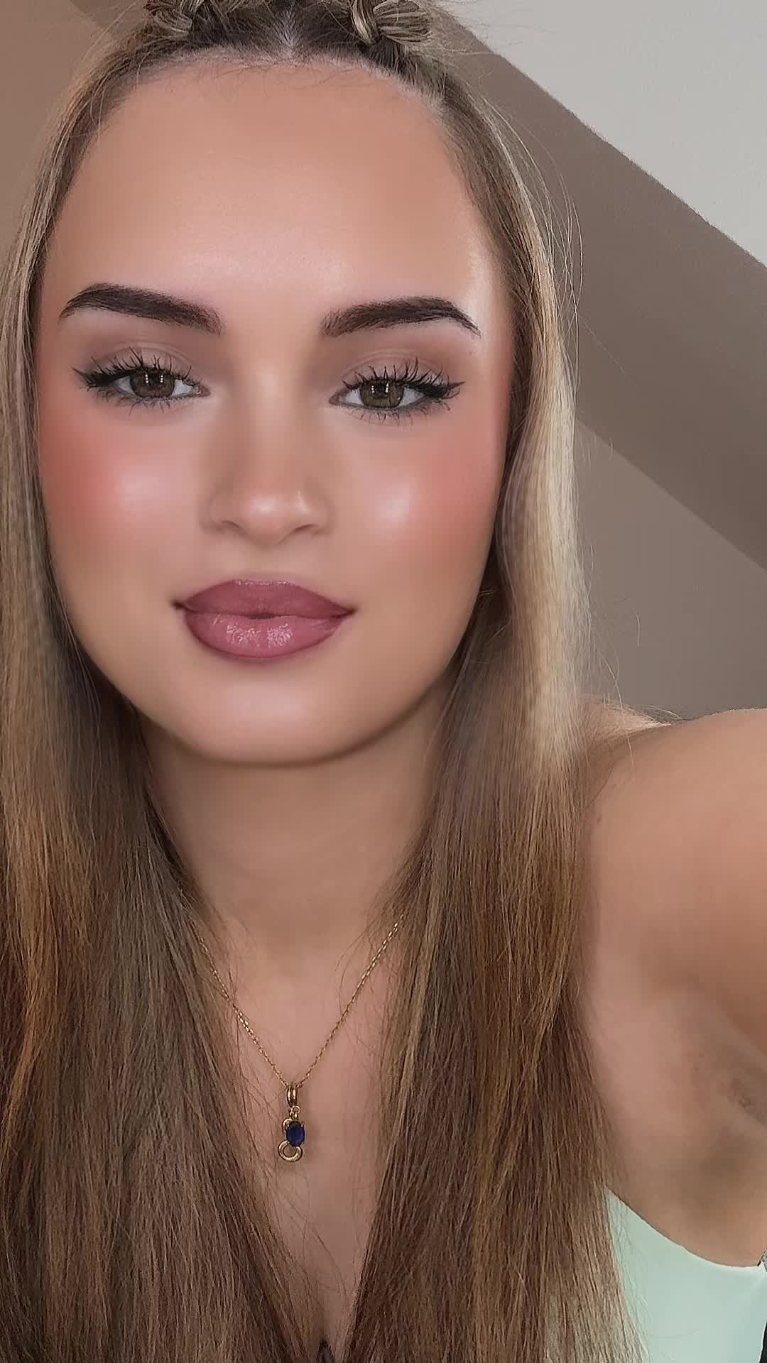 @_linamoon_glow