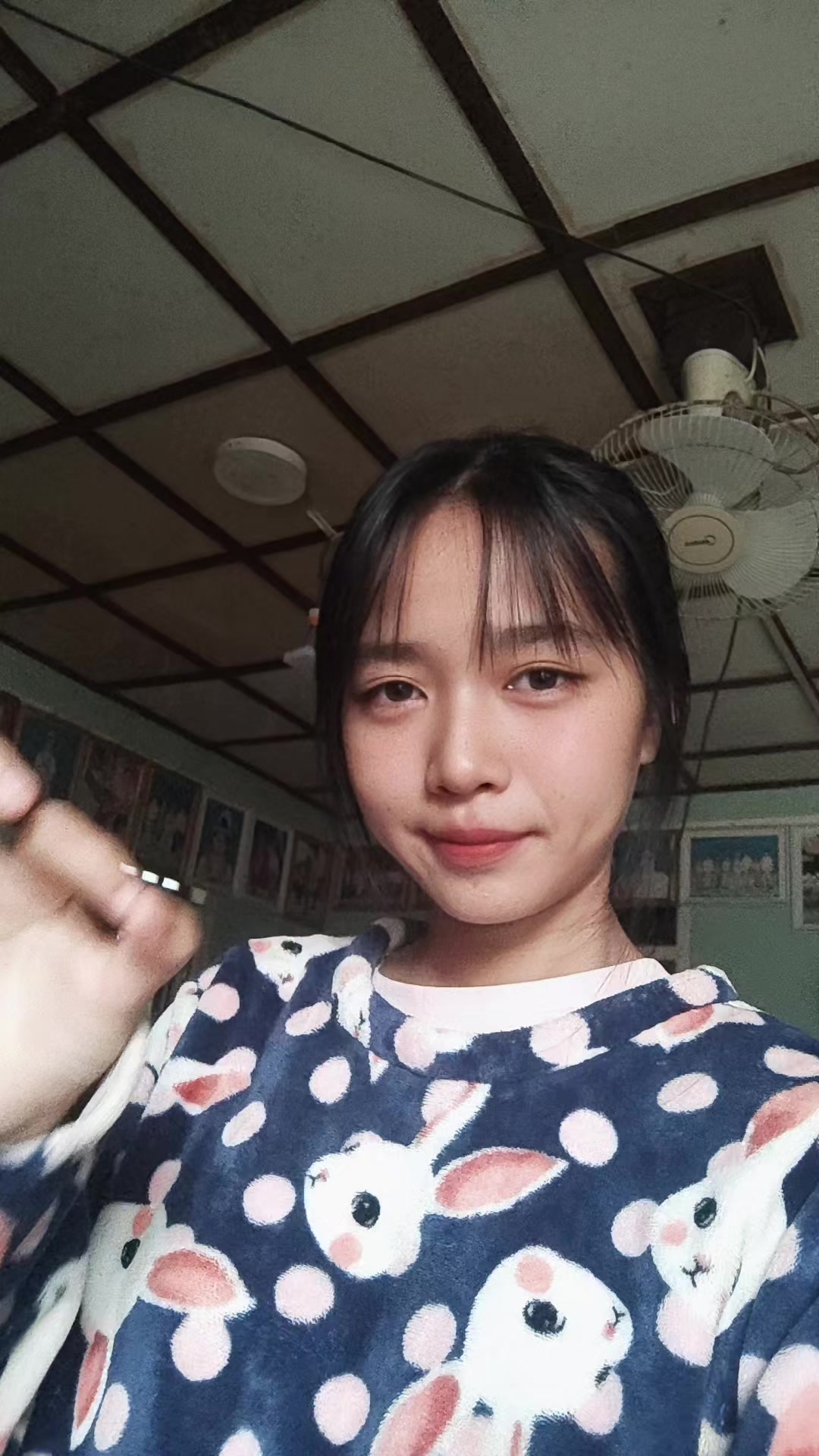 @shweyeehnin