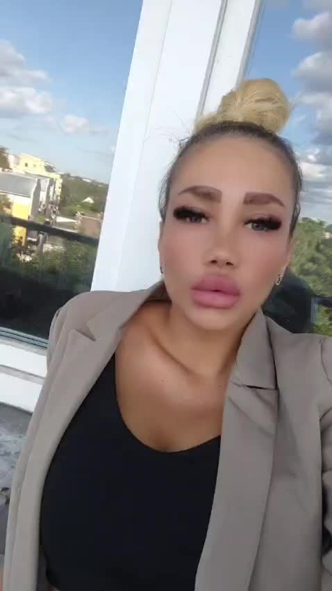 @Kala003