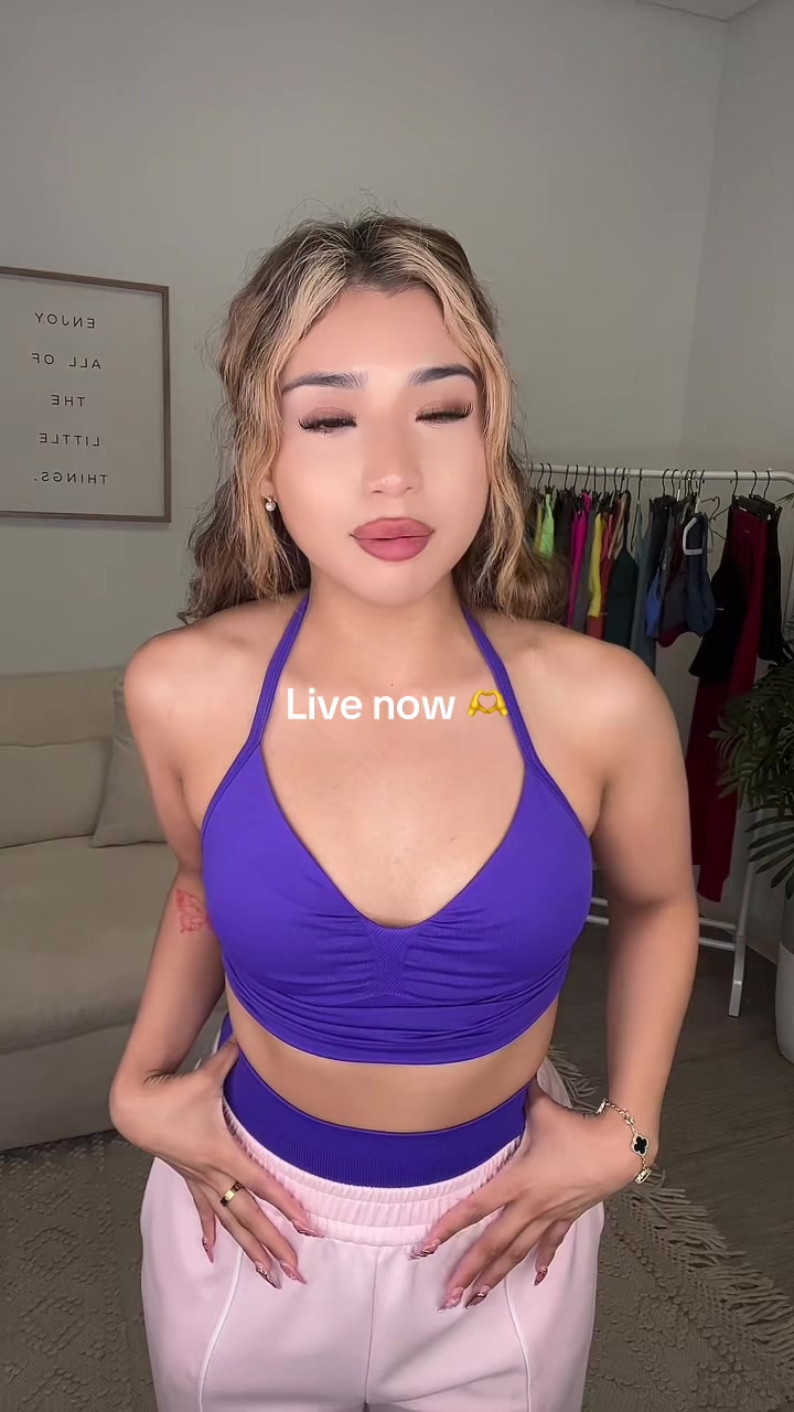 @Peachy Bunz