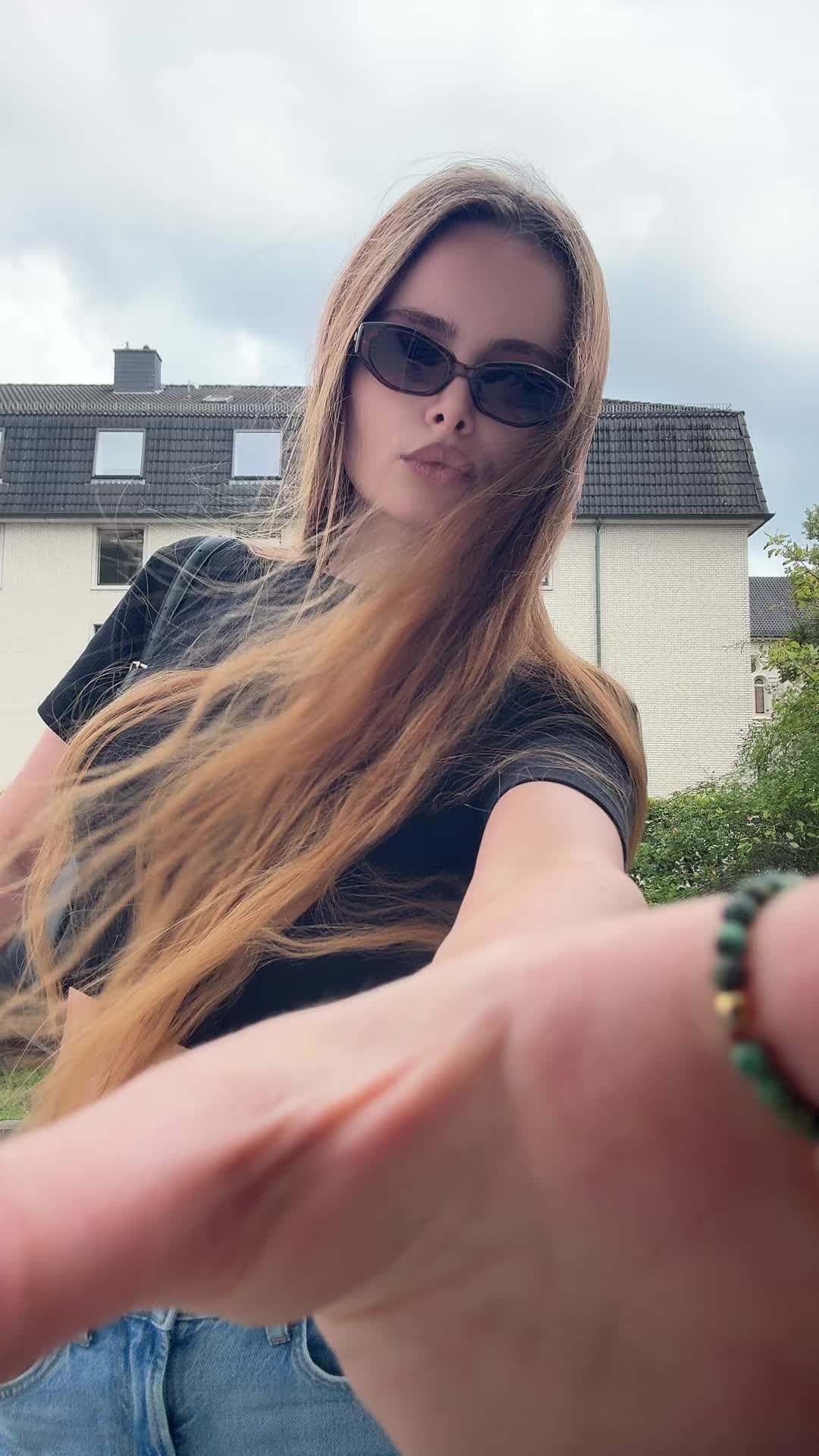 @nicht_deine_frau