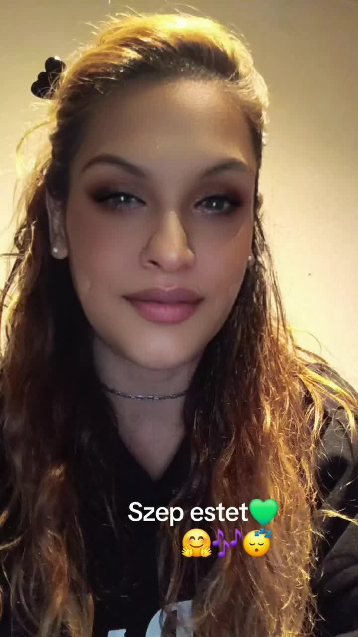 @Szilvia Szilvil💚🥀🖤❤️