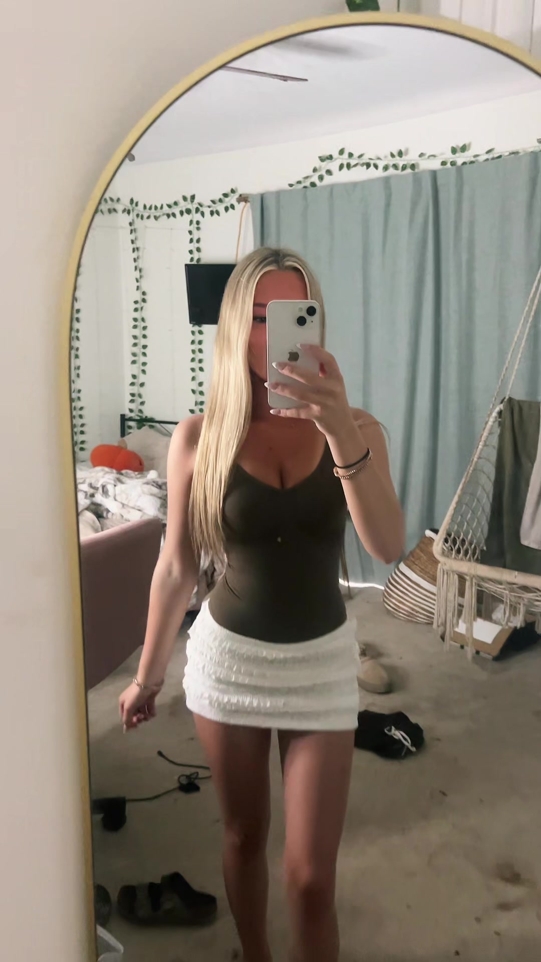 @kenlimariee