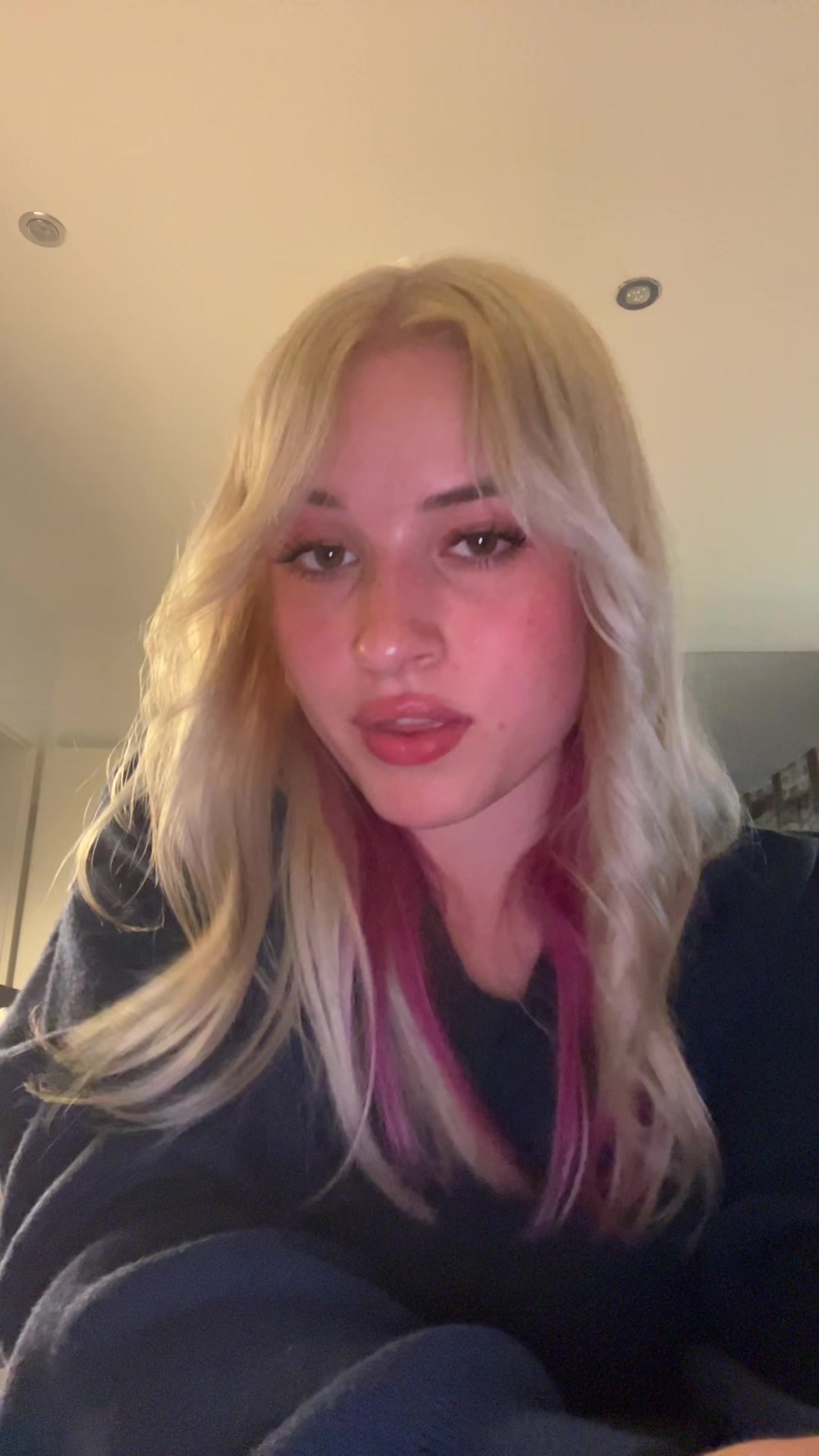 @𝖢𝖺𝗋𝗂𝗇𝖺