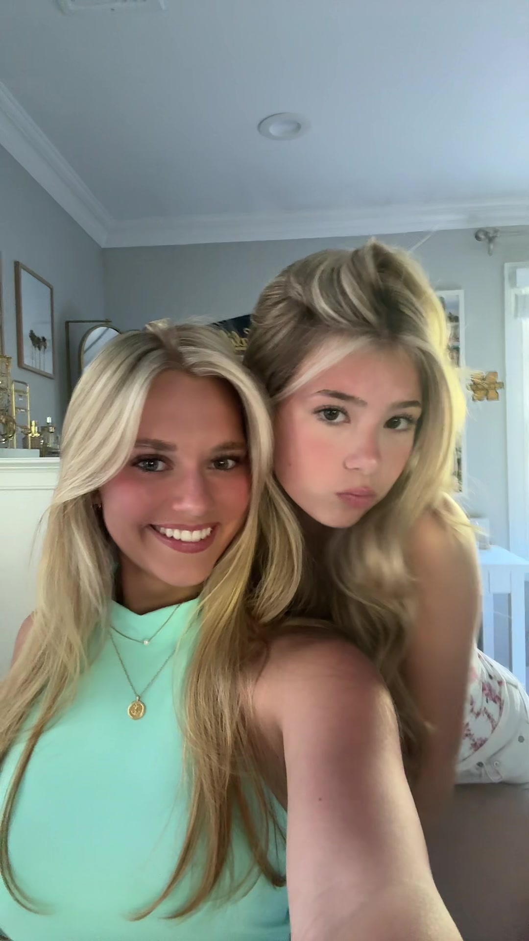 @elsa