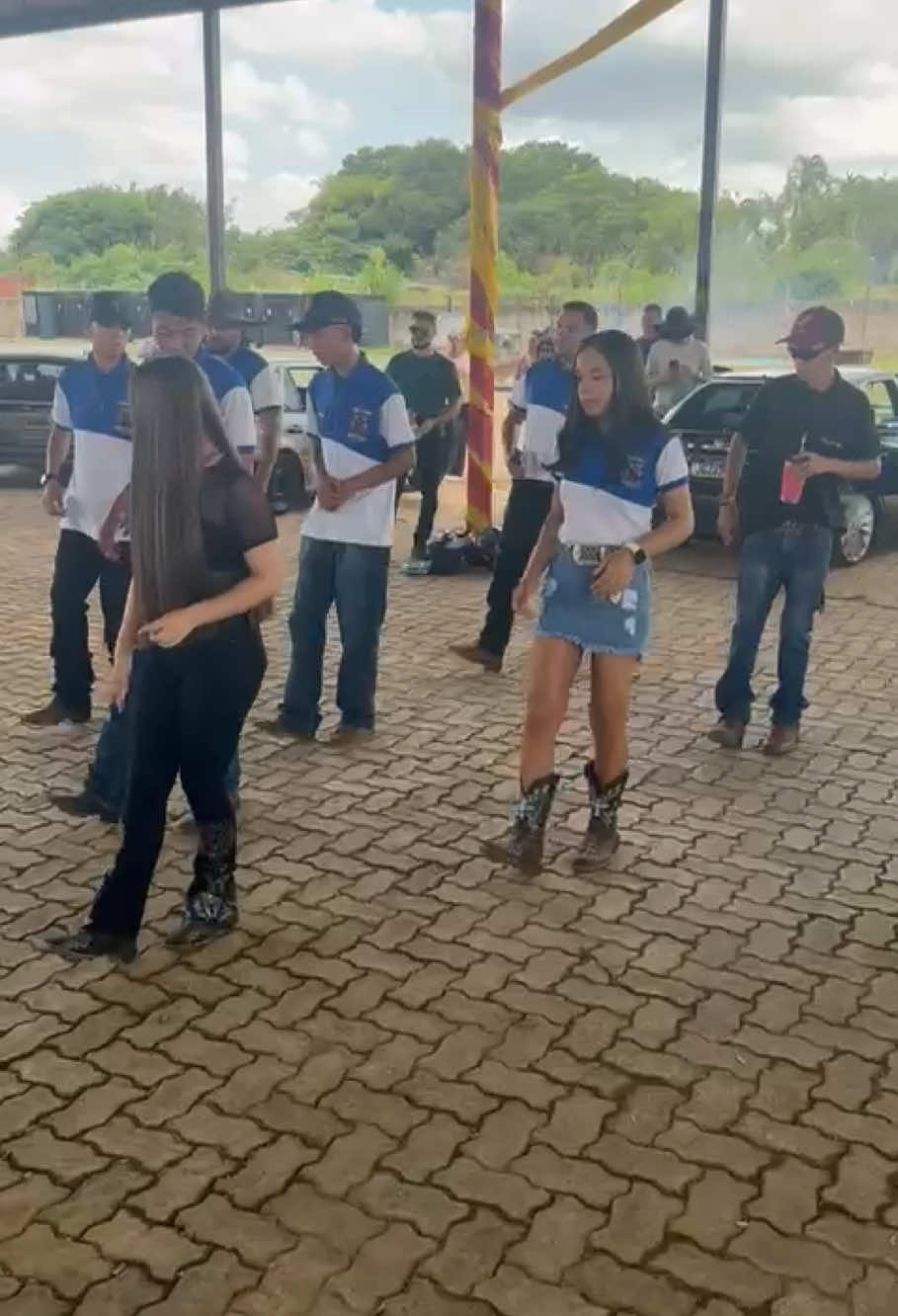 @Amandinha