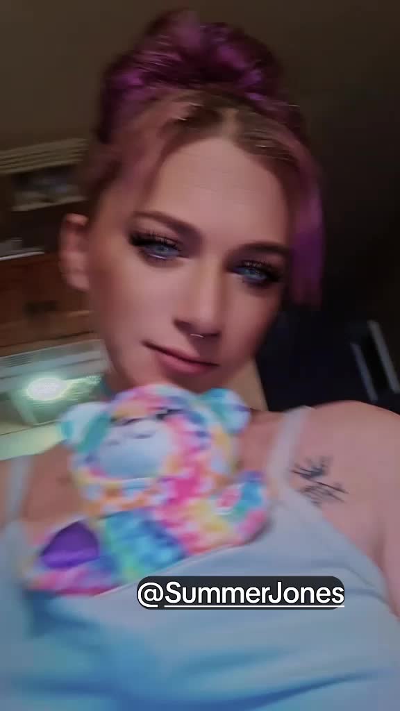 @AmandaLynn