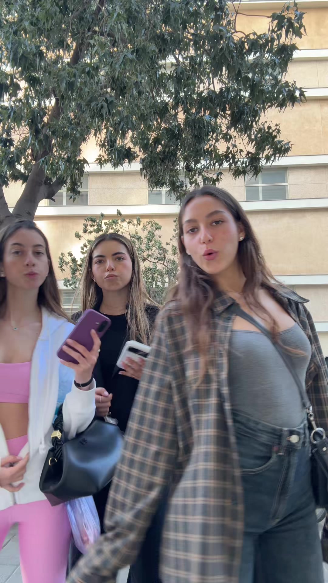 @LIA SAMARA