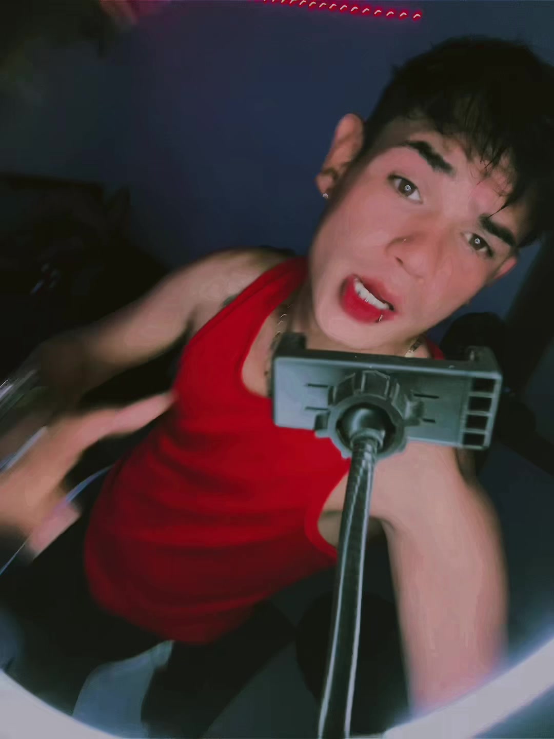 @𝓛𝓾𝓲𝓼𝑷𝓮𝓻𝓮𝔃&middot;♪🏳️&zwj;🌈🍒🌻