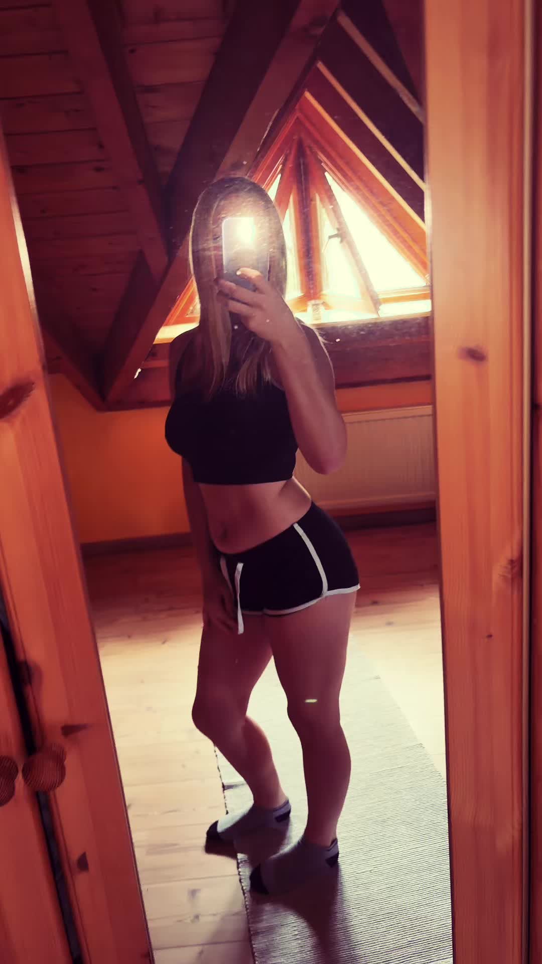 @exm1y