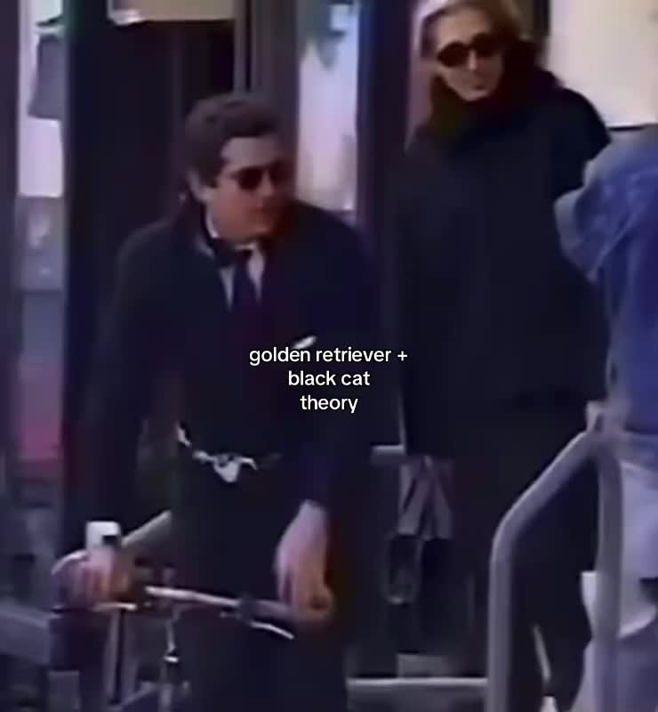 @𝒞.