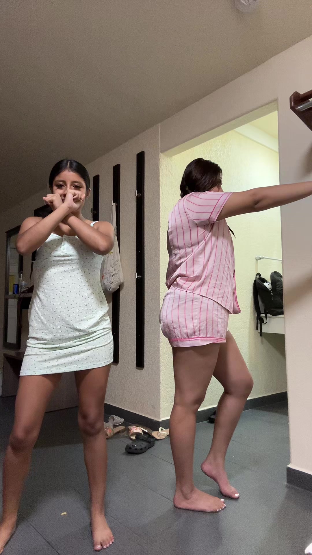 @almaandmayra💋