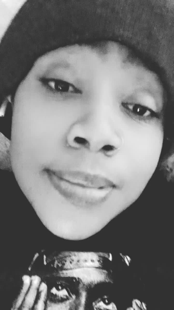 @pinky_am 🏳️🌈 lesbian