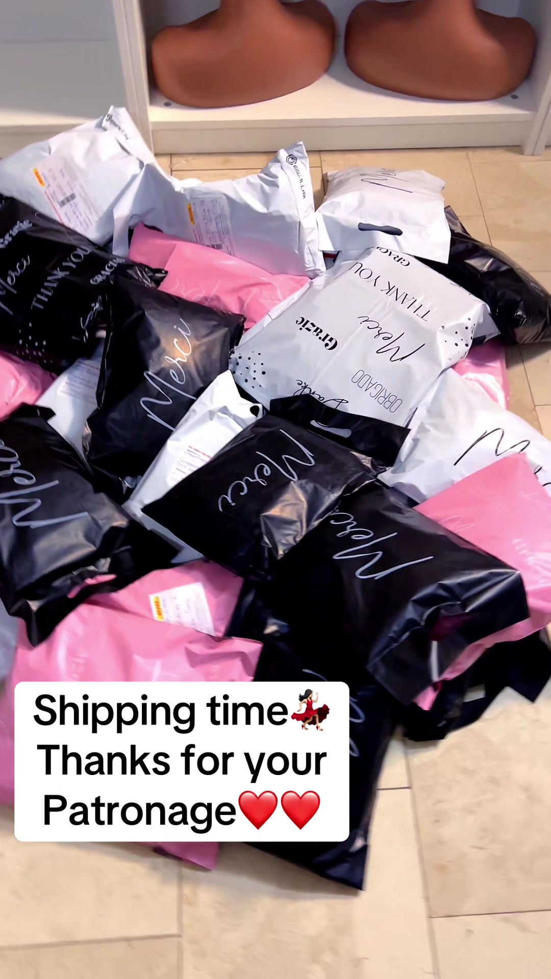 @Ebony_luxury_empire