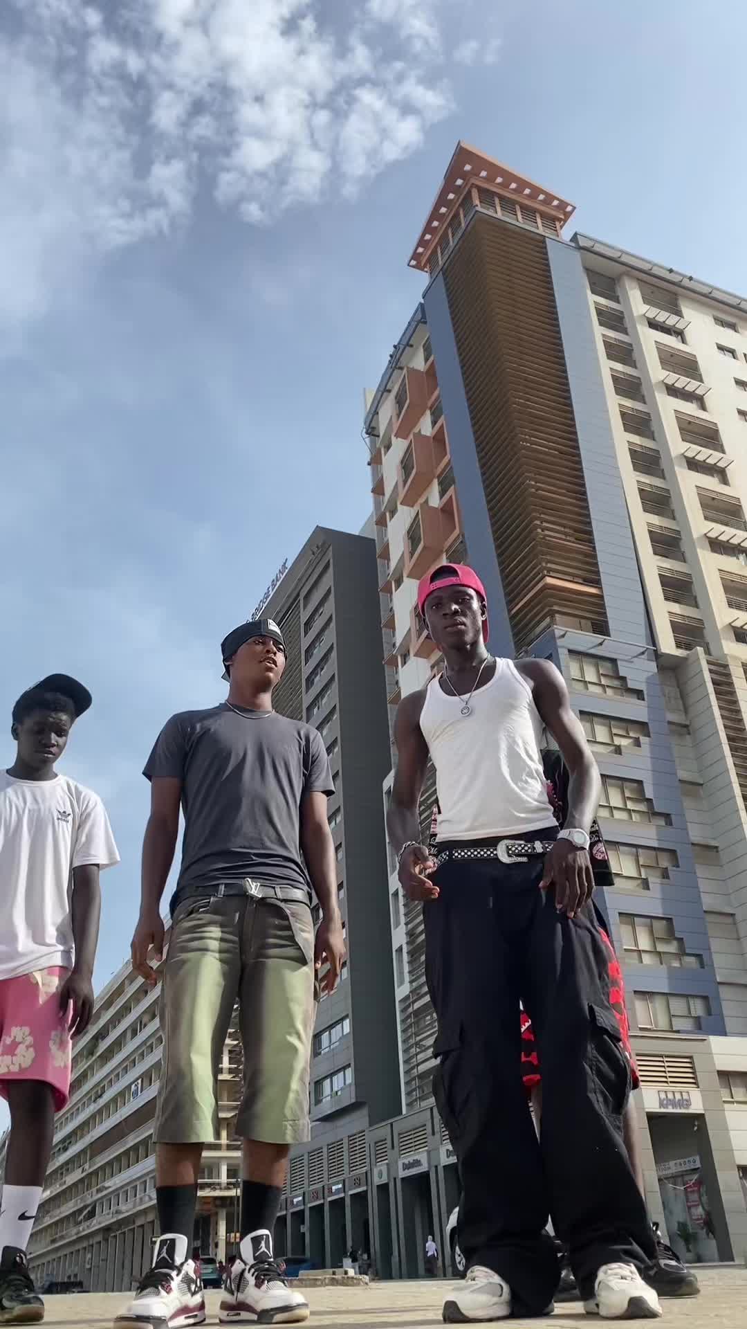 @Le_prince_of_Sturdy🤴🐐🇸🇳