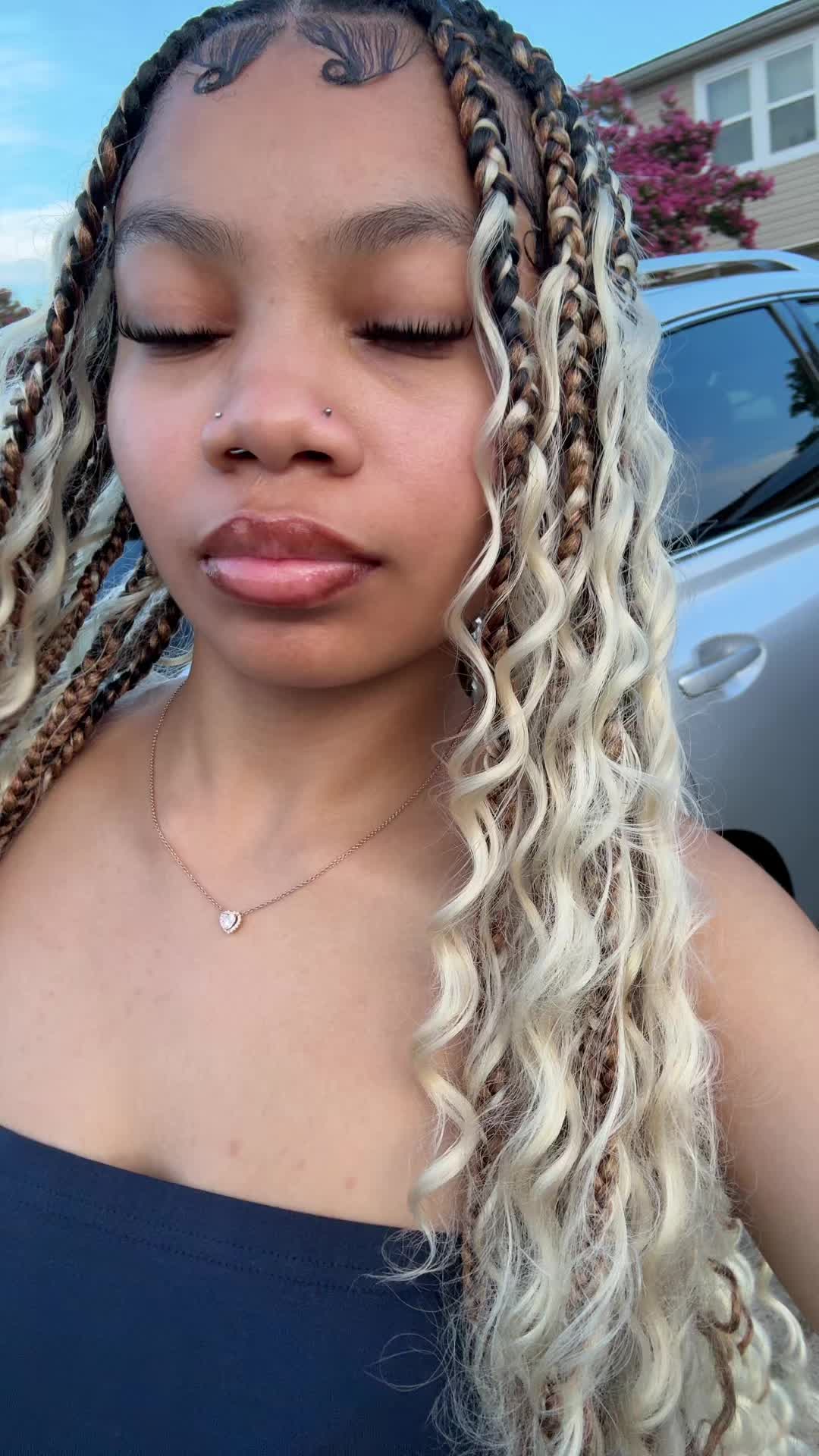 @fall4riah