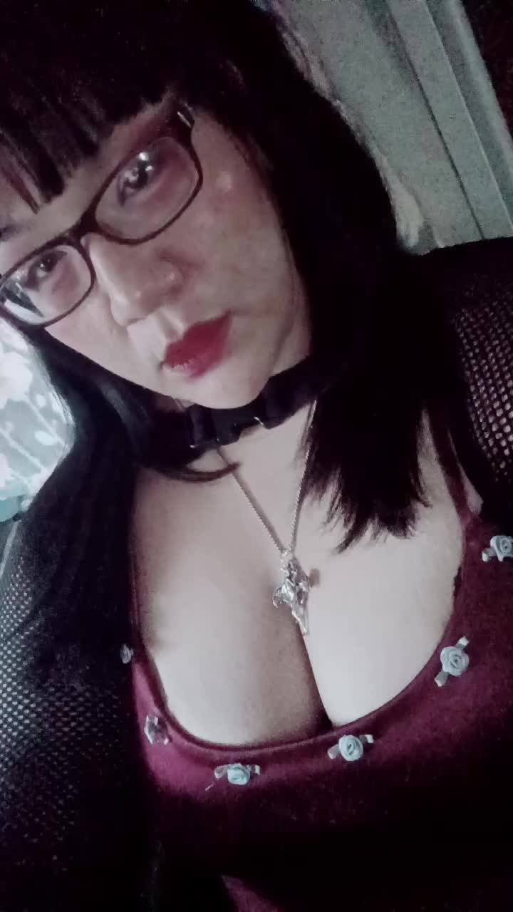 @hopelessrhia