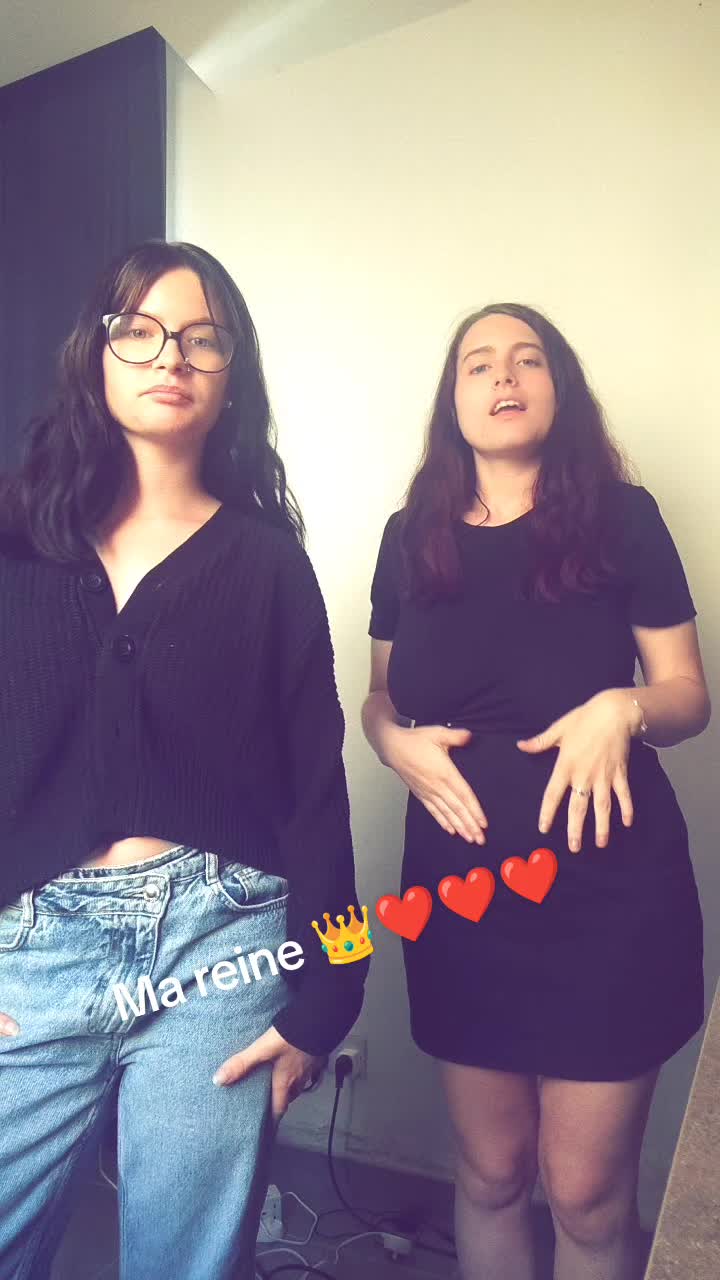 @cassandralolaz