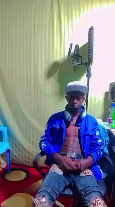@KABINGO BOY✨️