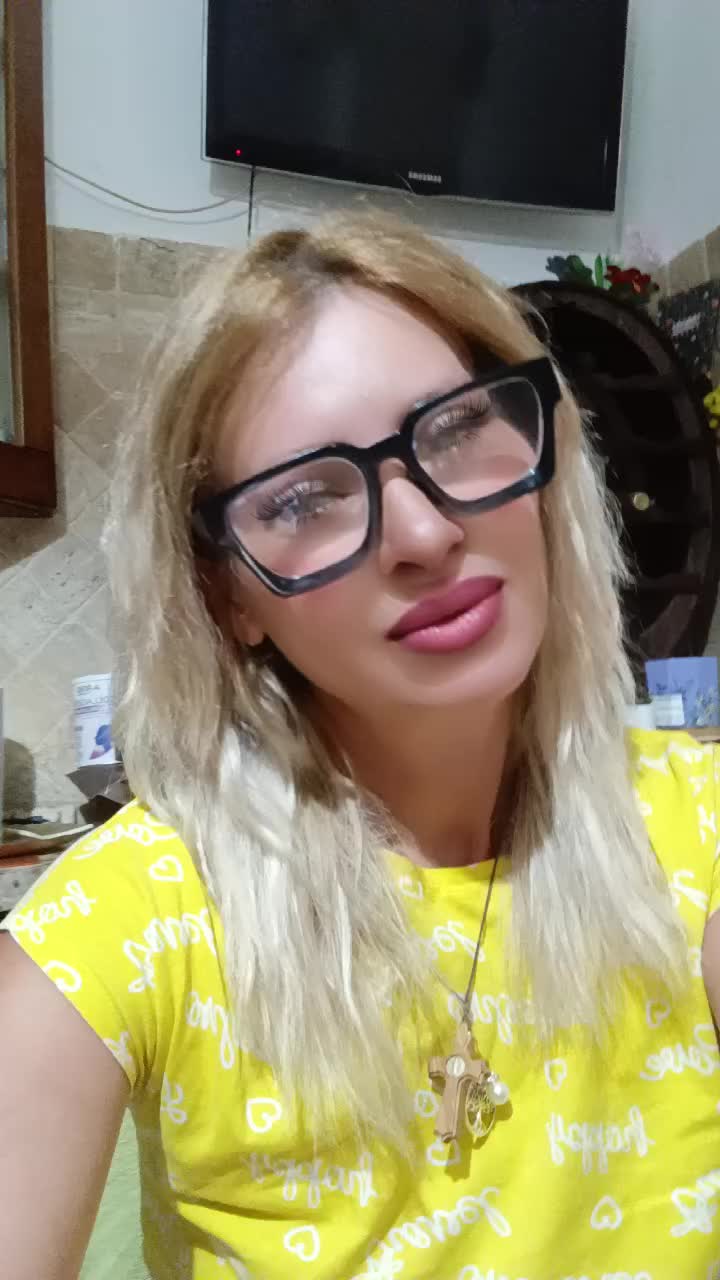 @livialivia330