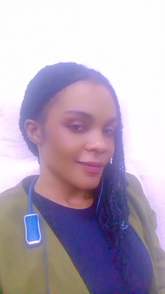 @happy gal 256