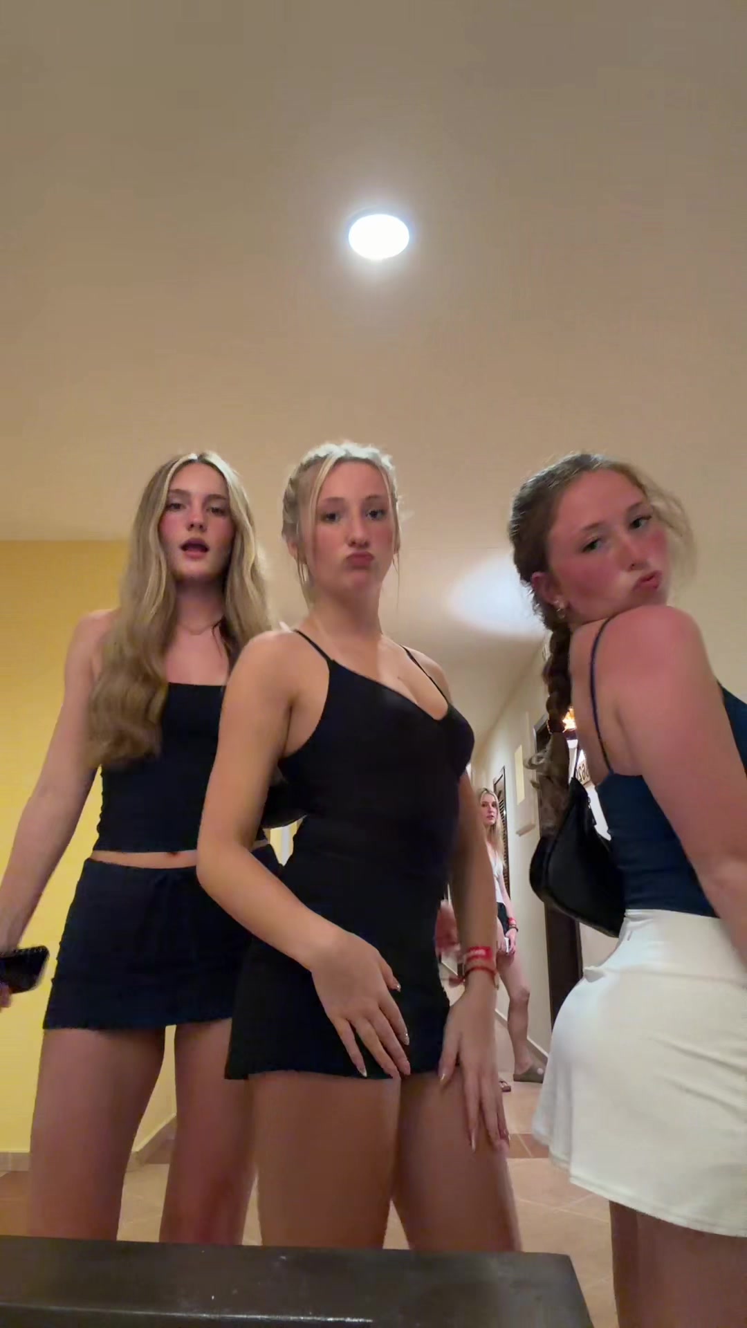 @av