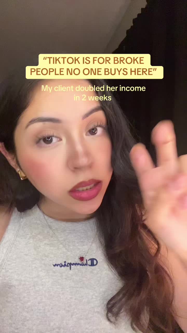 @Vanessa ➺ Marketing + Content
