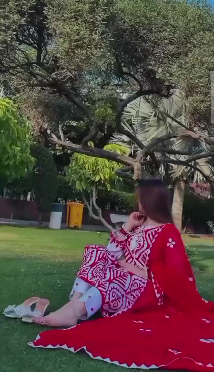 @Bee 🐝