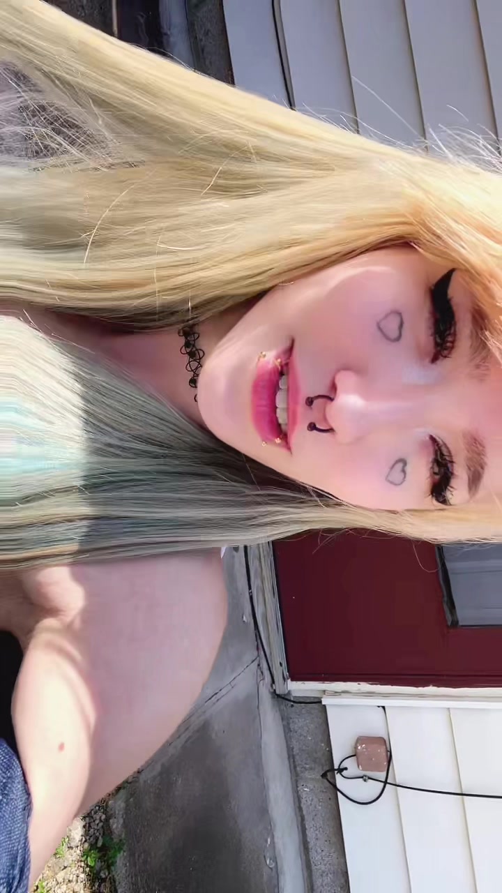 @Gothic Hippie
