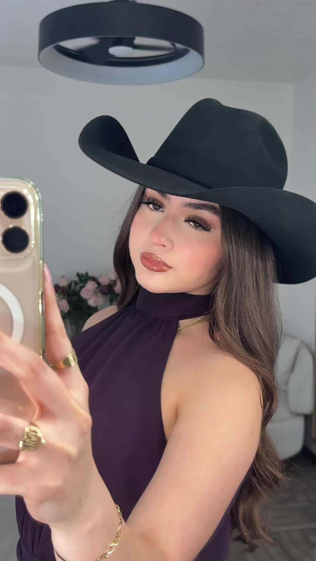 @Melanie Ortiz ♡