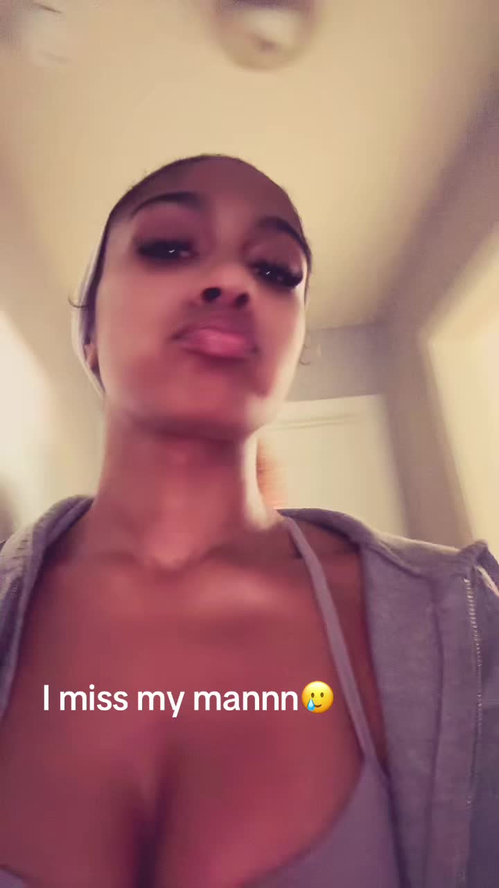 @Lay🤍