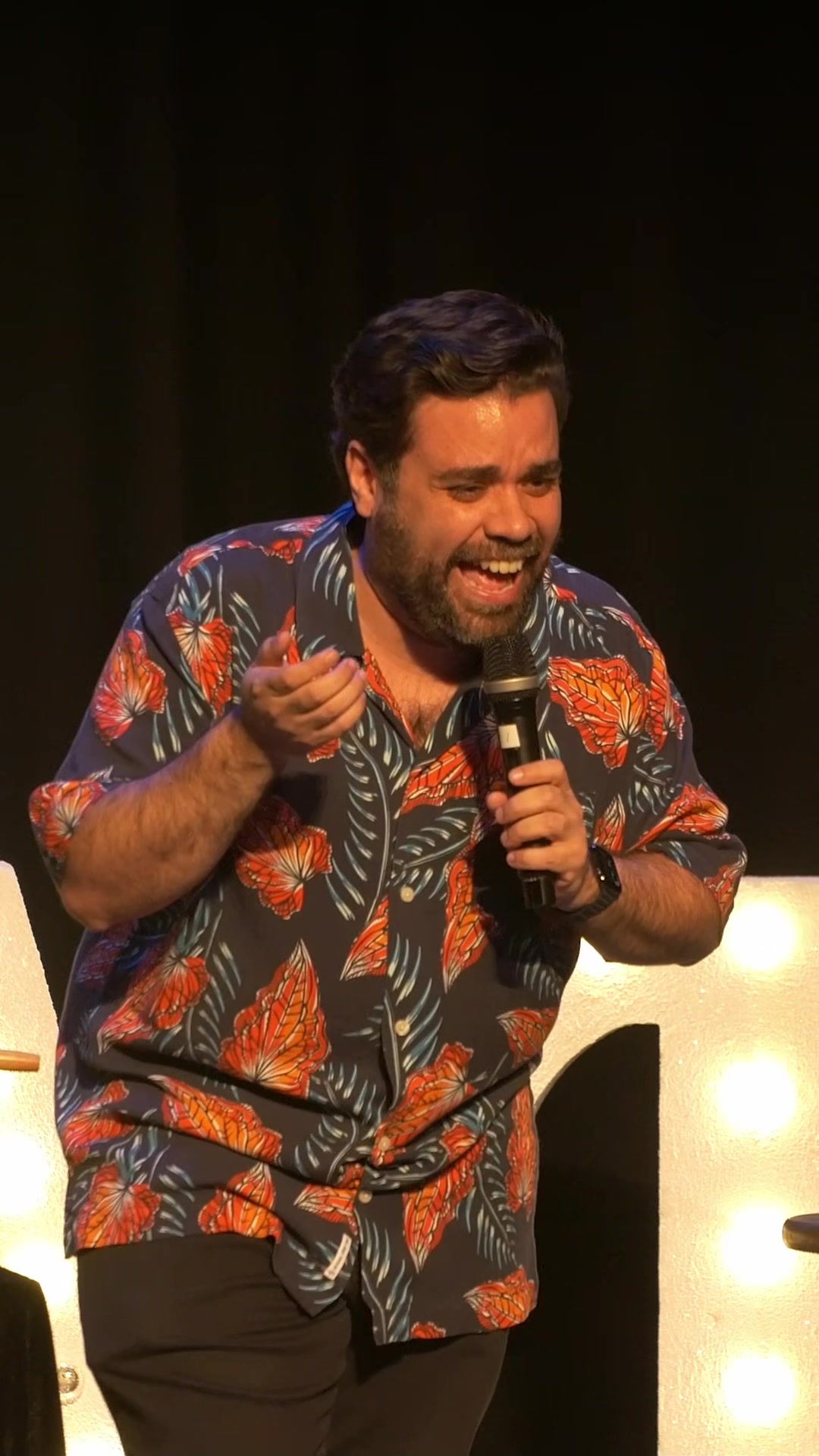 @Ernesto Rol&oacute;n