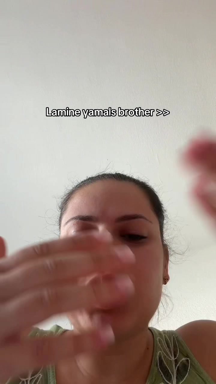 @Iamcholaaa