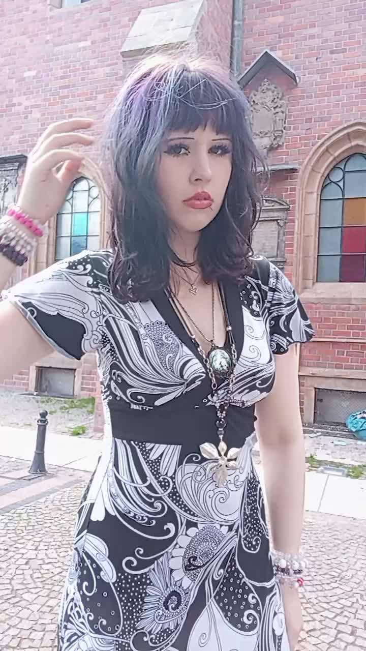 @✨
