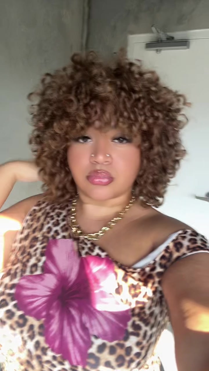 @laylani