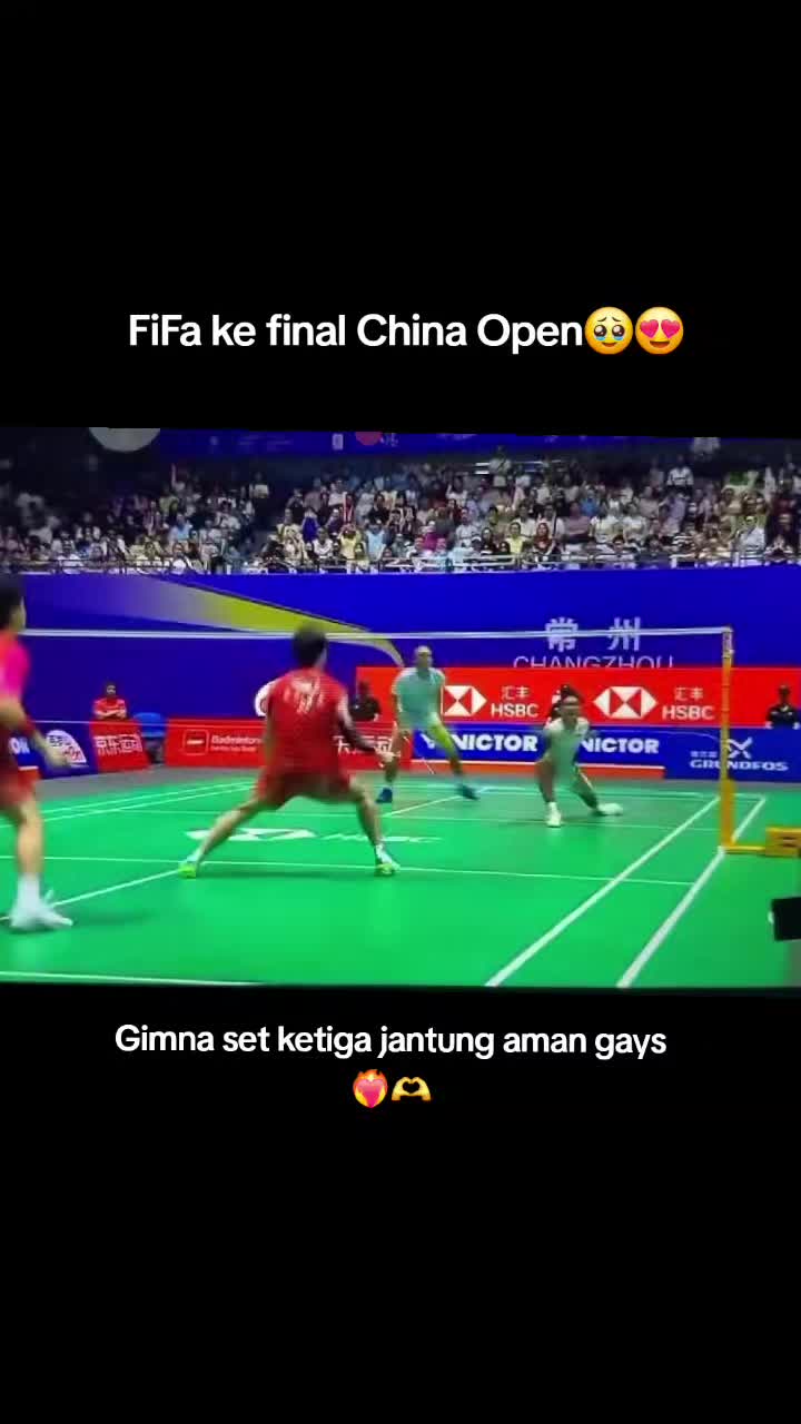 @𝐓𝐢𝐚🏸
