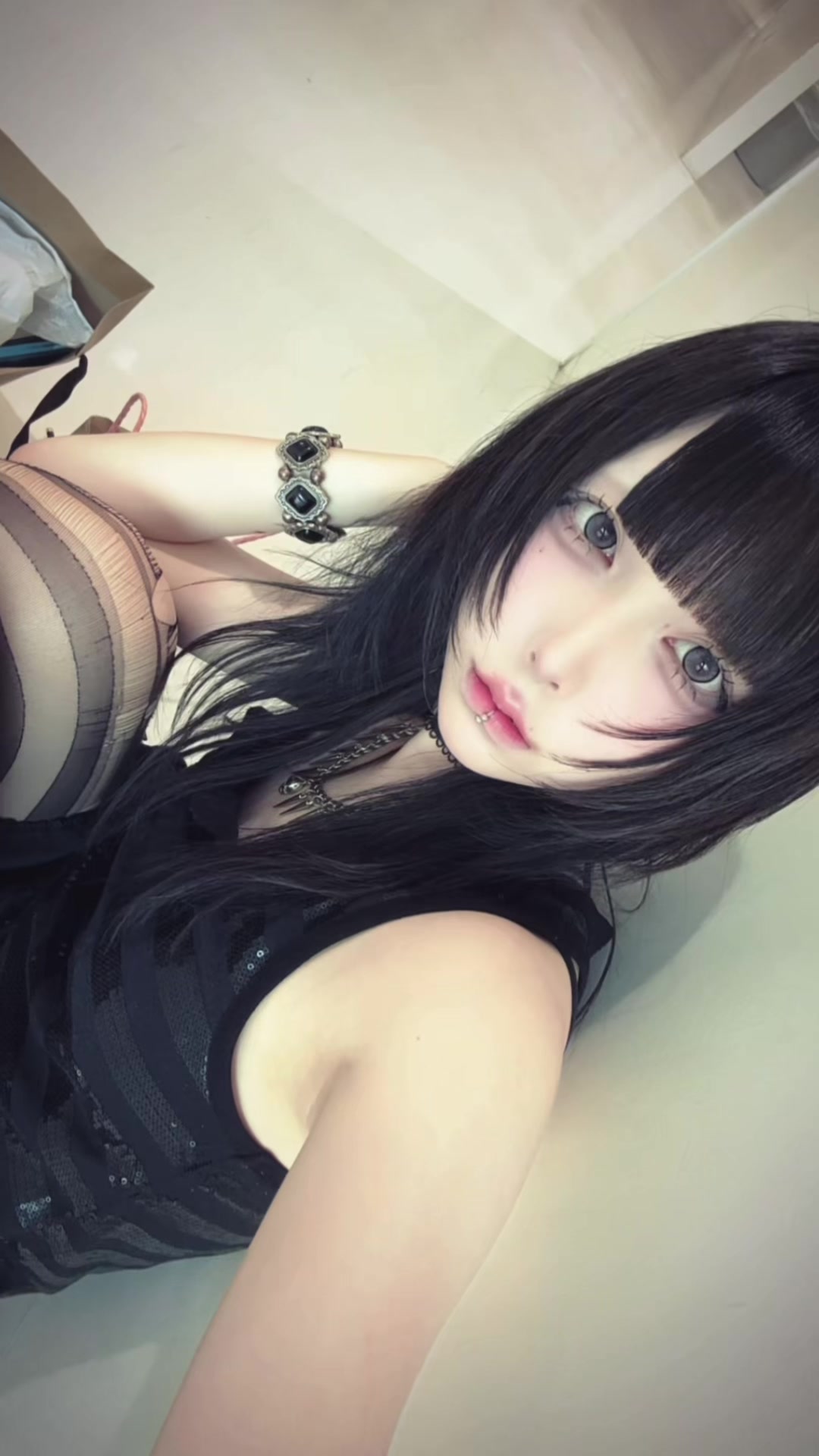 @はる