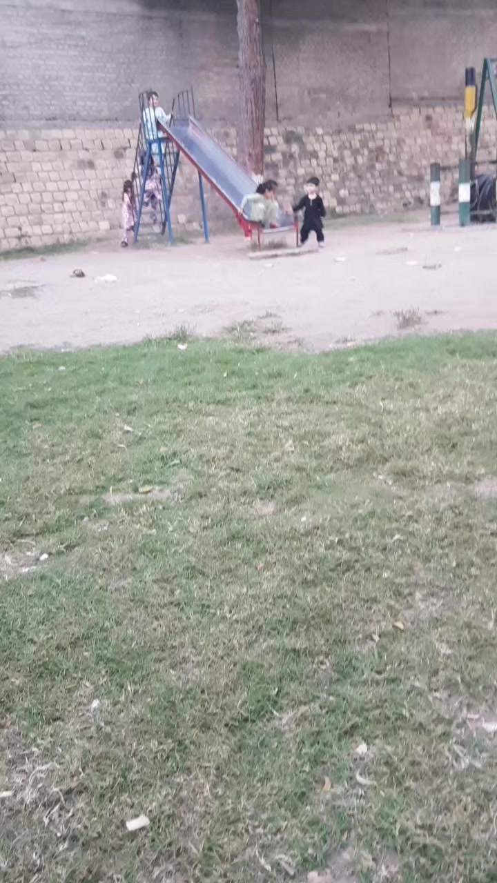 @AREEJ ZAHRA 1214
